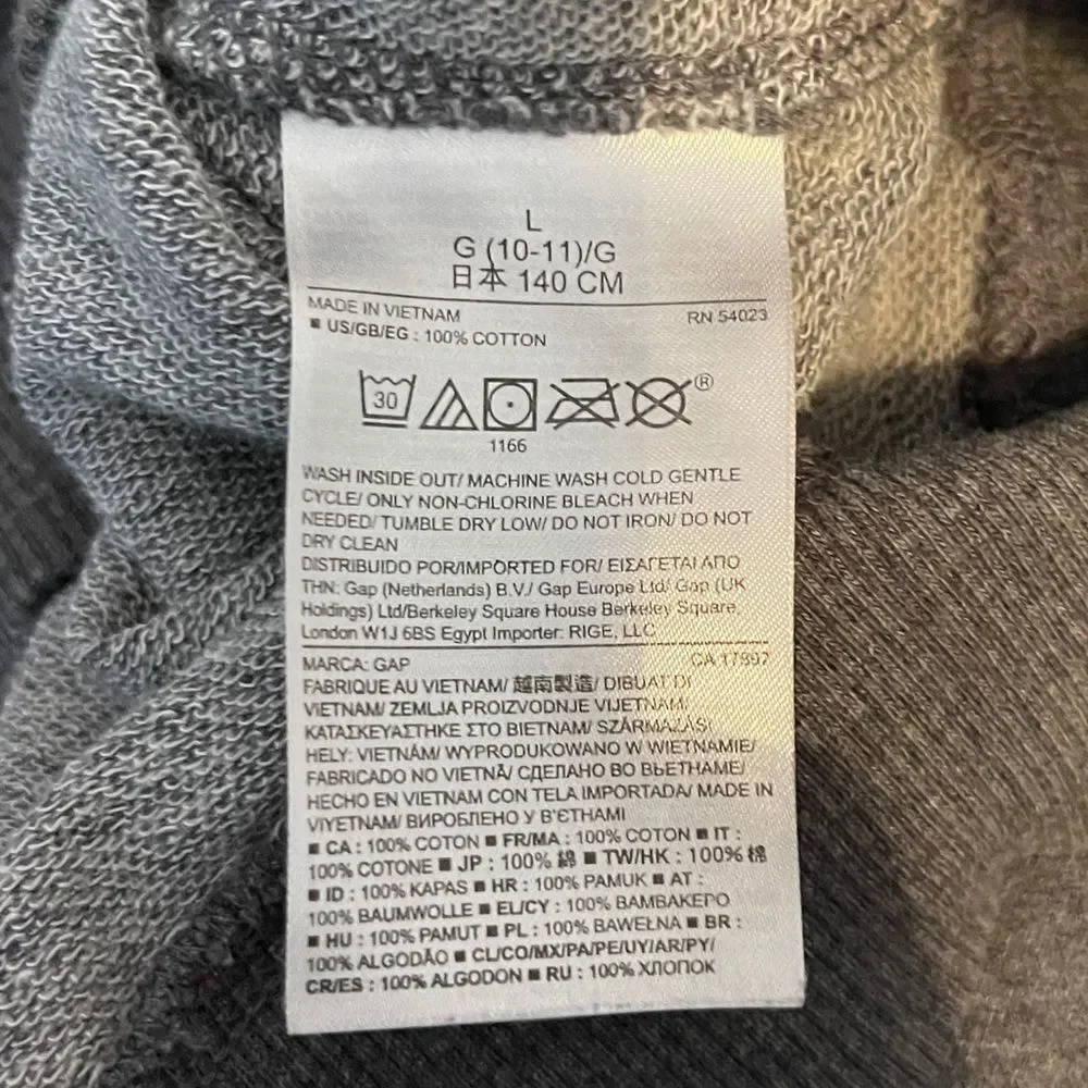 GAP Kids‎ Shirt With Hearts Gray